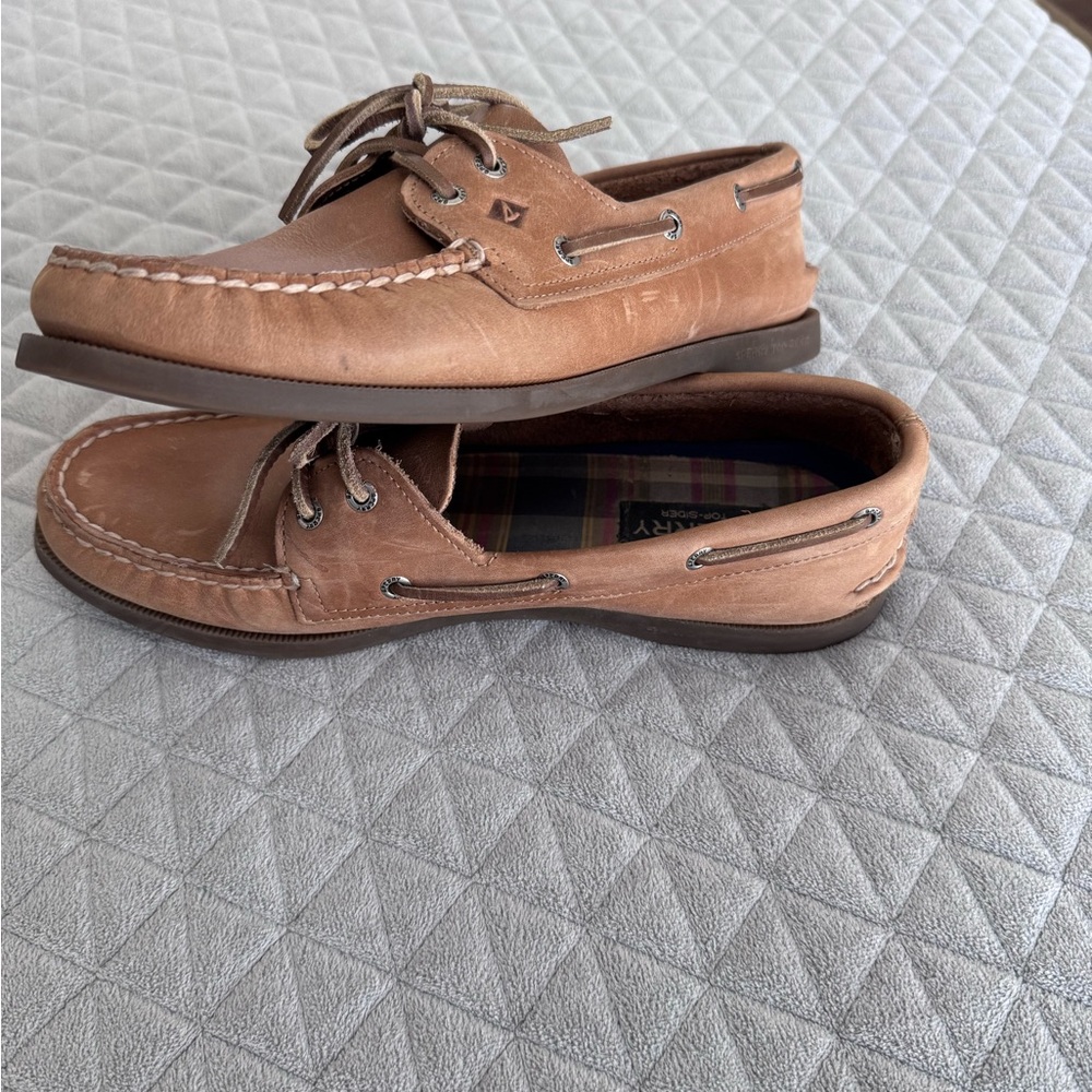 Sperry Women’s Brown Leather Boat Shoes